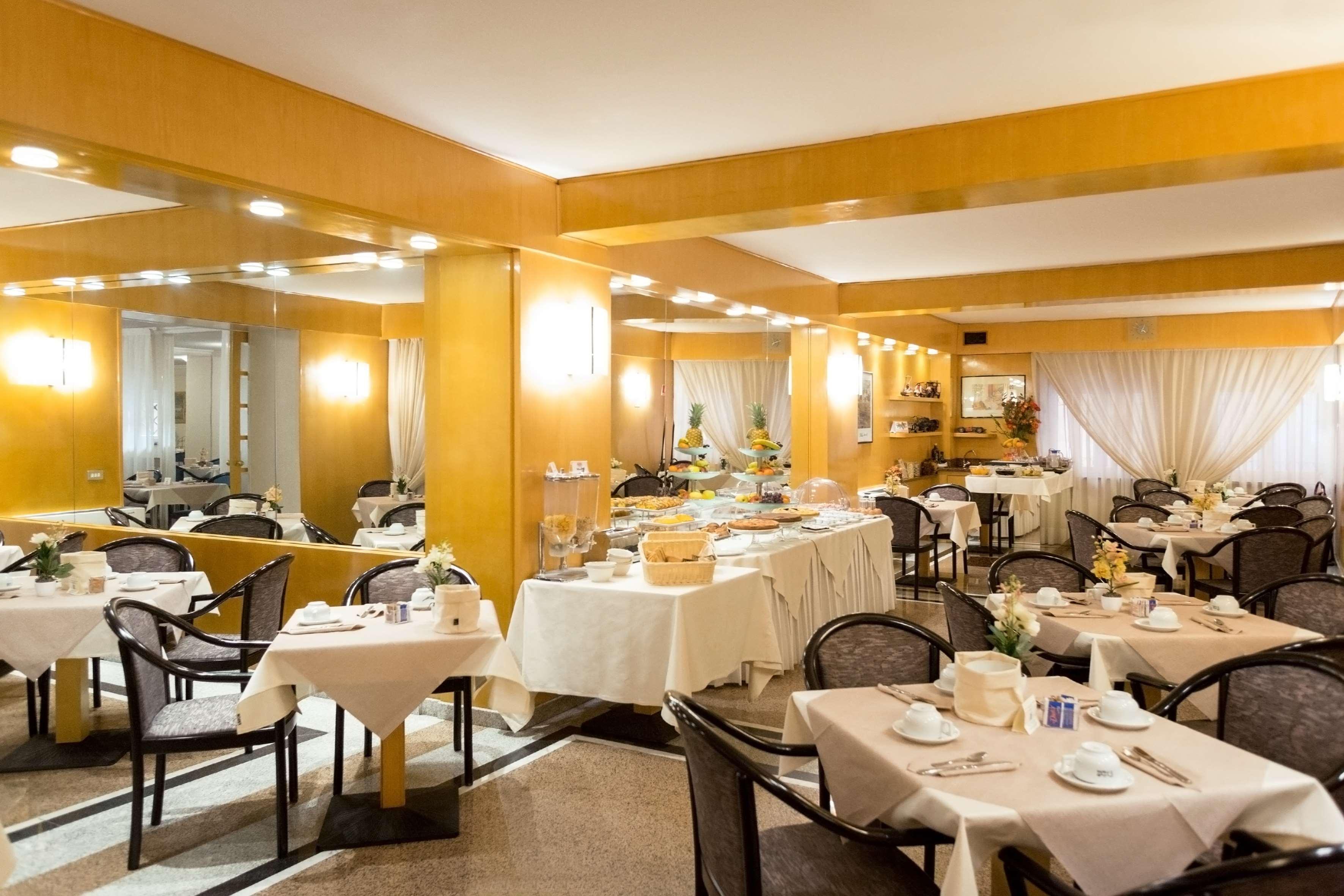 Best Western Hotel Liberta Μόντενα Εξωτερικό φωτογραφία